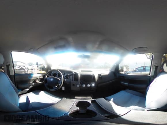 ✅ 2010 Toyota Tundra • VIN: 5TFUY5F17AX114822 • Lot: 43771752. Listed on IAAI with 139,022 mi. Free auction sales archive from the USA and detailed vehicle history report at DreamBid. Image 18.