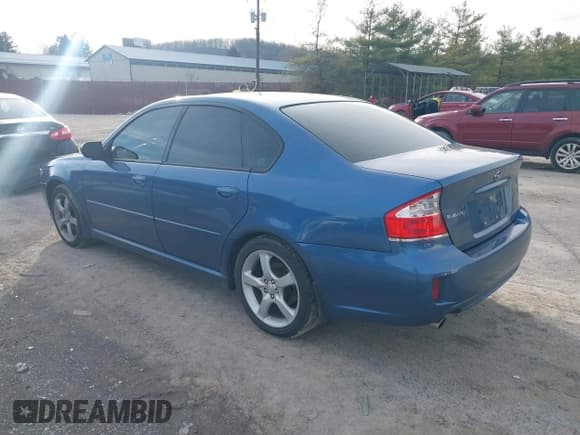 ✅ 2008 Subaru Legacy Limited • VIN: 4S3BL626687209413 • Lot: 43778540. Wystawiony na IAAI z przebiegiem 158 919 mil. Bezpłatny archiwum sprzedaży aukcyjnych z USA i szczegółowy raport historii pojazdu na DreamBid. Zdjęcie 3.