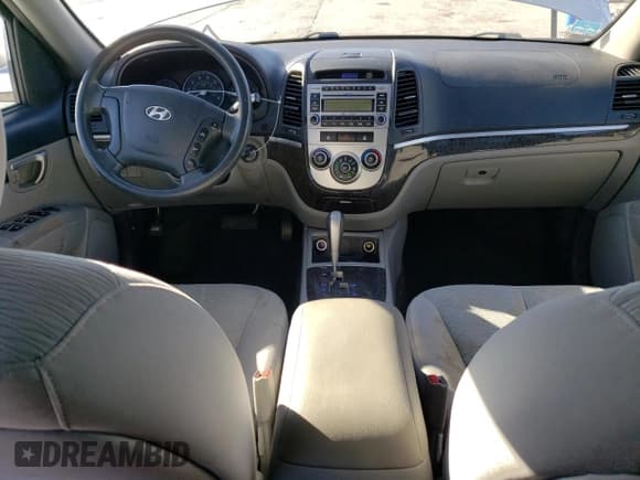 ✅ 2008 Hyundai Santa Fe GLS • VIN: 5NMSG13D18H203449 • Lot: 83313274. Listed on Copart with 197,395 mi. Free auction sales archive from the USA and detailed vehicle history report at DreamBid. Image 8.