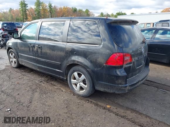 ✅ 2009 Volkswagen Routan SE • VIN: 2V8HW34139R544537 • Лот: 43629224. Опубликован ранее на IAAI с пробегом 198 258 миль. Бесплатный доступ к архиву аукционных продаж из США и подробный отчёт об истории автомобиля на DreamBid. Изображение 3.