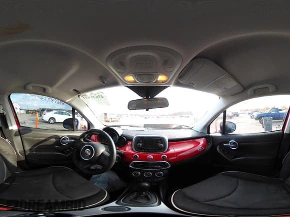 ✅ 2017 FIAT 500X Pop • VIN: ZFBCFXAB1HP595354 • Lot: 43628933. Wystawiony na IAAI z przebiegiem 143 012 mil. Bezpłatny archiwum sprzedaży aukcyjnych z USA i szczegółowy raport historii pojazdu na DreamBid. Zdjęcie 19.