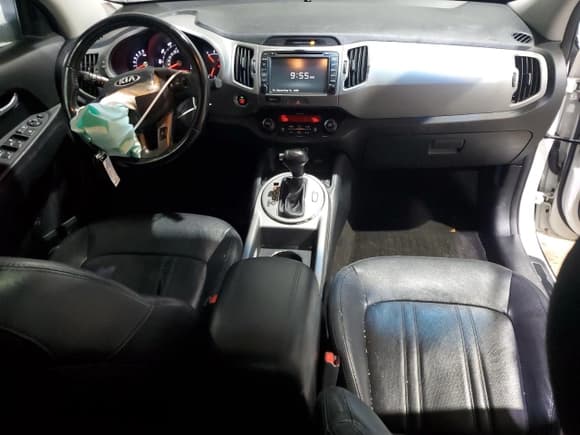 ✅ 2016 Kia Sportage SX • VIN: KNDPCCA68G7876407 • Lot: 58135725. Wystawiony na Copart z przebiegiem 132 012 mil. Bezpłatny archiwum sprzedaży aukcyjnych z USA i szczegółowy raport historii pojazdu na DreamBid. Zdjęcie 8.