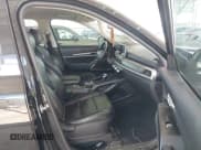 ✅ 2021 Kia Telluride LX • VIN: 5XYP24HC0MG104017 • Lot: 42609115. Wystawiony na IAAI z przebiegiem 122 420 mil. Bezpłatny archiwum sprzedaży aukcyjnych z USA i szczegółowy raport historii pojazdu na DreamBid. Zdjęcie 5.