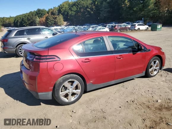 ✅ 2013 Chevrolet Volt • VIN: 1G1RD6E49DU110448 • Lot: 75664414. Wystawiony na Copart z przebiegiem Nie podano. Bezpłatny archiwum sprzedaży aukcyjnych z USA i szczegółowy raport historii pojazdu na DreamBid. Zdjęcie 3.