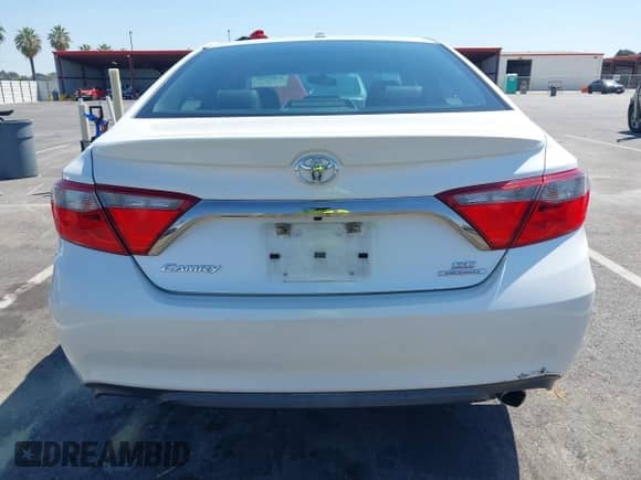 2016 Toyota Camry SE with VIN 4T1BF1FK9GU146000, listed as a IAAI auction lot 43098932 with 119,287 mi miles and . Bid and sale history available at DreamBid. Image 17.