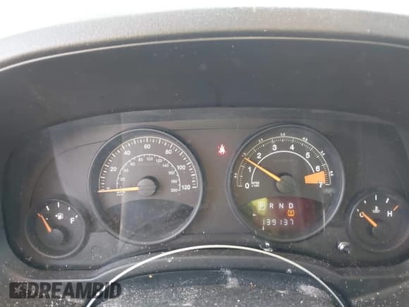 ✅ 2015 Jeep Patriot Latitude • VIN: 1C4NJPFAXFD149139 • Lot: 41637228. Listed on IAAI with 139,137 mi. Free auction sales archive from the USA and detailed vehicle history report at DreamBid. Image 7.