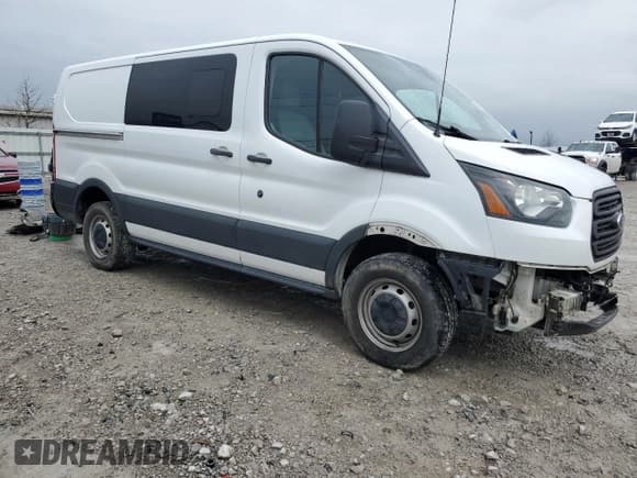 ✅ 2016 Ford Transit • VIN: 1FTYR1YG3GKA43990 • Lot: 56770335. Wystawiony na Copart z przebiegiem 192 870 mil. Bezpłatny archiwum sprzedaży aukcyjnych z USA i szczegółowy raport historii pojazdu na DreamBid. Zdjęcie 4.