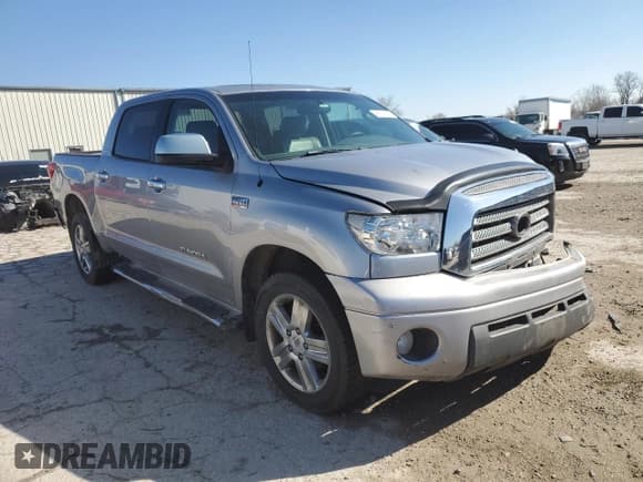 ✅ 2008 Toyota Tundra Limited • VIN: 5TFDV58178X043931 • Lot: 48803375. Listed on Copart with 172,668 mi. Free auction sales archive from the USA and detailed vehicle history report at DreamBid. Image 4.