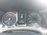 ✅ 2023 Toyota Tacoma SR5 • VIN: 3TMAZ5CN5PM204251 • Lot: 42293655. Wystawiony na IAAI z przebiegiem 11 673 mil. Bezpłatny archiwum sprzedaży aukcyjnych z USA i szczegółowy raport historii pojazdu na DreamBid. Zdjęcie 7.