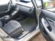 ✅ 2013 Toyota Prius Two • VIN: JTDKN3DU1D5617005 • Lot: 43007342. Listed on IAAI with 62,324 mi. Free auction sales archive from the USA and detailed vehicle history report at DreamBid. Image 5.