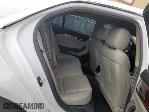 ✅ 2017 Cadillac CTS RWD • VIN: 1G6AP5SX2H0207527 • Lot: 71326385. Wystawiony na Copart z przebiegiem 57 748 mil. Bezpłatny archiwum sprzedaży aukcyjnych z USA i szczegółowy raport historii pojazdu na DreamBid. Zdjęcie 10.