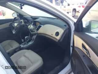 2014 Chevrolet Cruze LTZ с VIN 1G1PG5SB4E7255019, выставлен на аукционе IAAI как лот 43586182 с пробегом 76 297 миль миль и . История ставок и продаж доступна на DreamBid. Изображение 5.