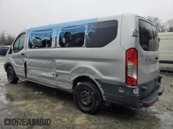 ✅ 2016 Ford Transit XL • VIN: 1FBZX2ZG8GKB05385 • Лот: 44406105. Опубликован ранее на Copart с пробегом Не указан. Бесплатный доступ к архиву аукционных продаж из США и подробный отчёт об истории автомобиля на DreamBid. Изображение 2.