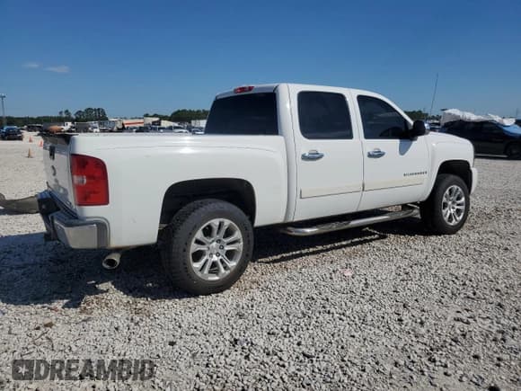 ✅ 2007 Chevrolet Silverado 1500 1LT • VIN: 3GCEC13J97G537964 • Lot: 72563014. Listed on Copart with 271,659 mi. Free auction sales archive from the USA and detailed vehicle history report at DreamBid. Image 3.