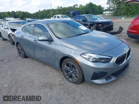 ✅ 2022 BMW 2 Series 228i • VIN: WBA53AK04N7L41428 • Lot: 42172779. Wystawiony na IAAI z przebiegiem 39 241 mil. Bezpłatny archiwum sprzedaży aukcyjnych z USA i szczegółowy raport historii pojazdu na DreamBid. Zdjęcie 1.