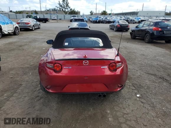 ✅ 2019 Mazda MX-5 Miata Club • VIN: JM1NDAC70K0307678 • Lot: 45749413. Wystawiony na Copart z przebiegiem 8 893 mil. Bezpłatny archiwum sprzedaży aukcyjnych z USA i szczegółowy raport historii pojazdu na DreamBid. Zdjęcie 6.