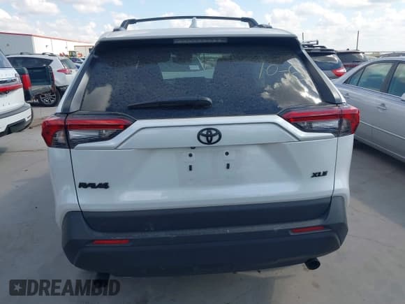 ✅ 2024 Toyota RAV4 XLE Premium • VIN: 2T3C1RFV8RW345755 • Лот: 43404034. Опубликован ранее на IAAI с пробегом 40 375 миль. Бесплатный доступ к архиву аукционных продаж из США и подробный отчёт об истории автомобиля на DreamBid. Изображение 17.