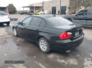 ✅ 2007 BMW 3 Series 328i • VIN: WBAVA33527KX81661 • Лот: 43804652. Опубликован ранее на IAAI с пробегом 198 336 миль. Бесплатный доступ к архиву аукционных продаж из США и подробный отчёт об истории автомобиля на DreamBid. Изображение 3.