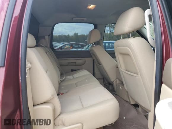 ✅ 2013 Chevrolet Silverado 1500 LT • VIN: 3GCPCSE03DG258721 • Лот: 51912464. Опубликован ранее на Copart с пробегом 129 972 миль. Бесплатный доступ к архиву аукционных продаж из США и подробный отчёт об истории автомобиля на DreamBid. Изображение 10.