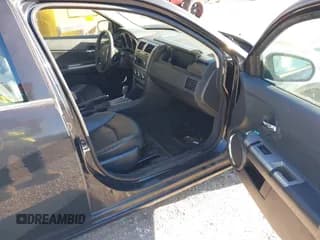 ✅ 2010 Dodge Avenger R/T • VIN: 1B3CC5FB3AN151916 • Лот: 41370902. Опубликован ранее на IAAI с пробегом 156 546 миль. Бесплатный доступ к архиву аукционных продаж из США и подробный отчёт об истории автомобиля на DreamBid. Изображение 5.