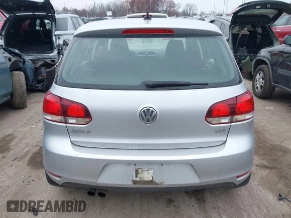 ✅ 2014 Volkswagen Golf TDI w/Sunroof & Nav • VIN: WVWNM7AJ8EW000018 • Lot: 43754767. Listed on IAAI with 141,257 mi. Free auction sales archive from the USA and detailed vehicle history report at DreamBid. Image 16.