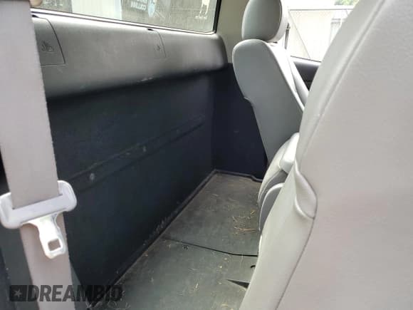 ✅ 2010 Toyota Tundra • VIN: 5TFMM5F17AX002081 • Lot: 63399395. Wystawiony na Copart z przebiegiem 83 549 mil. Bezpłatny archiwum sprzedaży aukcyjnych z USA i szczegółowy raport historii pojazdu na DreamBid. Zdjęcie 10.