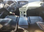 ✅ 2020 Nissan Pathfinder SL • VIN: 5N1DR2CM7LC647379 • Лот: 90861285. Опубликован ранее на Copart с пробегом 118 346 миль. Бесплатный доступ к архиву аукционных продаж из США и подробный отчёт об истории автомобиля на DreamBid. Изображение 8.