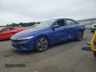 ✅ 2025 Hyundai Elantra SEL Sport • VIN: KMHLM4DGXSU996009 • Lot: 80370785. Listed on Copart with 6,086 mi. Free auction sales archive from the USA and detailed vehicle history report at DreamBid. Image 1.