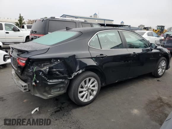 ✅ 2024 Toyota Camry LE • VIN: 4T1C11AK0RU260710 • Лот: 90638435. Опубликован ранее на Copart с пробегом 39 793 миль. Бесплатный доступ к архиву аукционных продаж из США и подробный отчёт об истории автомобиля на DreamBid. Изображение 3.