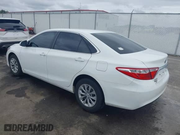 2015 Toyota Camry LE with VIN 4T4BF1FKXFR516407, listed as a IAAI auction lot 43385667 with 52,160 mi miles and . Bid and sale history available at DreamBid. Image 3.