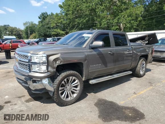 ✅ 2015 Chevrolet Silverado 1500 LT • VIN: 3GCPCREC5FG115551 • Лот: 68269054. Опубликован ранее на Copart с пробегом 134 225 миль. Бесплатный доступ к архиву аукционных продаж из США и подробный отчёт об истории автомобиля на DreamBid. Изображение 1.