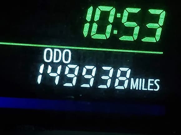 ✅ 2015 Toyota Prius Two • VIN: JTDZN3EU4FJ034659 • Lot: 42407827. Listed on IAAI with 149,938 mi. Free auction sales archive from the USA and detailed vehicle history report at DreamBid. Image 7.