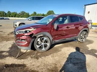 ✅ 2016 Hyundai Tucson Limited • VIN: KM8J33A26GU063275 • Лот: 84383495. Опубликован ранее на Copart с пробегом 108 111 миль. Бесплатный доступ к архиву аукционных продаж из США и подробный отчёт об истории автомобиля на DreamBid. Изображение 1.
