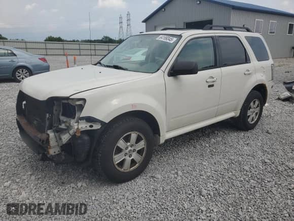 2011 Mercury Mariner z VIN 4M2CN8B71BKJ01749, wystawiony jako Copart lot #64199345 z przebiegiem 157 001 mil mil oraz Szkoda całkowita • Salvage title. Historia ofert i sprzedaży dostępna na DreamBid. Obrazek 1.