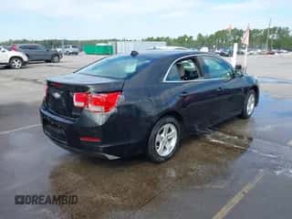 2013 Chevrolet Malibu LS z VIN 1G11B5SA6DF145086, wystawiony jako IAAI lot #43350010 z przebiegiem 290 000 mil mil oraz . Historia ofert i sprzedaży dostępna na DreamBid. Obrazek 4.