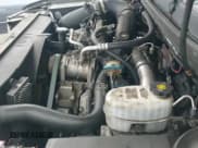 ✅ 2008 GMC Sierra 2500HD Work Truck • VIN: 1GTHK23638F207662 • Lot: 43584347. Wystawiony na IAAI z przebiegiem 210 212 mil. Bezpłatny archiwum sprzedaży aukcyjnych z USA i szczegółowy raport historii pojazdu na DreamBid. Zdjęcie 21.