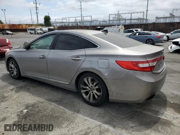 ✅ 2013 Hyundai Azera • VIN: KMHFG4JG9DA240281 • Лот: 58538595. Опубликован ранее на Copart с пробегом Не указан. Бесплатный доступ к архиву аукционных продаж из США и подробный отчёт об истории автомобиля на DreamBid. Изображение 2.