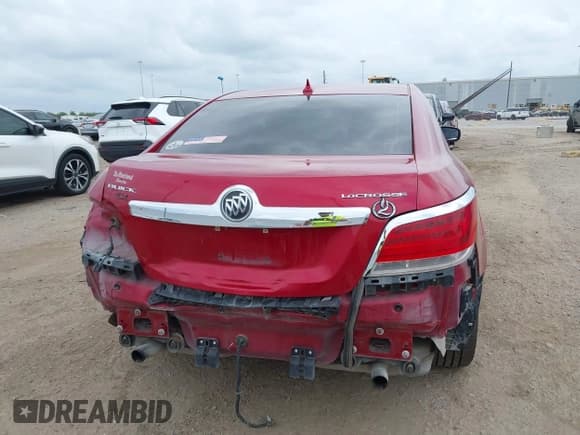 ✅ 2013 Buick LaCrosse Leather • VIN: 1G4GC5E38DF224623 • Lot: 42145182. Listed on IAAI with 89,090 mi. Free auction sales archive from the USA and detailed vehicle history report at DreamBid. Image 17.
