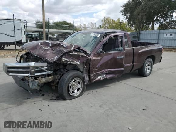 2005 Dodge Dakota ST с VIN 1D7HE22K45S218068, выставлен на аукционе Copart как лот 71783024 с пробегом Не указан миль и Списание • Salvage title. История ставок и продаж доступна на DreamBid. Изображение 1.