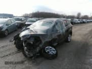 ✅ 2015 Ford Escape Titanium • VIN: 1FMCU9J90FUC57840 • Lot: 15941836. Wystawiony na IAAI z przebiegiem Nie podano. Bezpłatny archiwum sprzedaży aukcyjnych z USA i szczegółowy raport historii pojazdu na DreamBid. Zdjęcie 2.