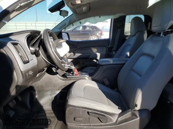 ✅ 2018 Chevrolet Colorado 2WD Work Truck • VIN: 1GCHSBEA3J1250984 • Лот: 75919864. Опубликован ранее на Copart с пробегом 65 493 миль. Бесплатный доступ к архиву аукционных продаж из США и подробный отчёт об истории автомобиля на DreamBid. Изображение 7.