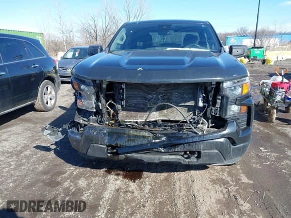 ✅ 2023 Chevrolet Silverado 1500 Work Truck • VIN: 1GCRDAEDXPZ307503 • Lot: 41588406. Wystawiony na IAAI z przebiegiem 79 583 mil. Bezpłatny archiwum sprzedaży aukcyjnych z USA i szczegółowy raport historii pojazdu na DreamBid. Zdjęcie 6.