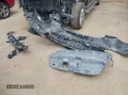 ✅ 2016 Lincoln MKZ • VIN: 3LN6L2GKXGR623300 • Lot: 42220732. Wystawiony na IAAI z przebiegiem 74 886 mil. Bezpłatny archiwum sprzedaży aukcyjnych z USA i szczegółowy raport historii pojazdu na DreamBid. Zdjęcie 12.