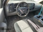 ✅ 2007 Chevrolet Silverado 2500HD Work Truck • VIN: 1GCHC24K27E526449 • Лот: 50052085. Опубликован ранее на Copart с пробегом 140 584 миль. Бесплатный доступ к архиву аукционных продаж из США и подробный отчёт об истории автомобиля на DreamBid. Изображение 8.