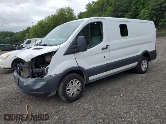✅ 2017 Ford Transit • VIN: 1FTYR1YM4HKA70297 • Лот: 65063115. Опубликован ранее на Copart с пробегом 137 275 миль. Бесплатный доступ к архиву аукционных продаж из США и подробный отчёт об истории автомобиля на DreamBid. Изображение 1.