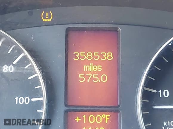 ✅ 2015 Mercedes-Benz Sprinter Cargo Worker • VIN: WD3PE8CD3FP150529 • Lot: 42234796. Listed on IAAI with 358,538 mi. Free auction sales archive from the USA and detailed vehicle history report at DreamBid. Image 15.