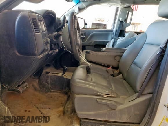 ✅ 2019 GMC Sierra 2500HD • VIN: 1GT12NEG6KF172633 • Lot: 80155885. Wystawiony na Copart z przebiegiem Nie podano. Bezpłatny archiwum sprzedaży aukcyjnych z USA i szczegółowy raport historii pojazdu na DreamBid. Zdjęcie 7.