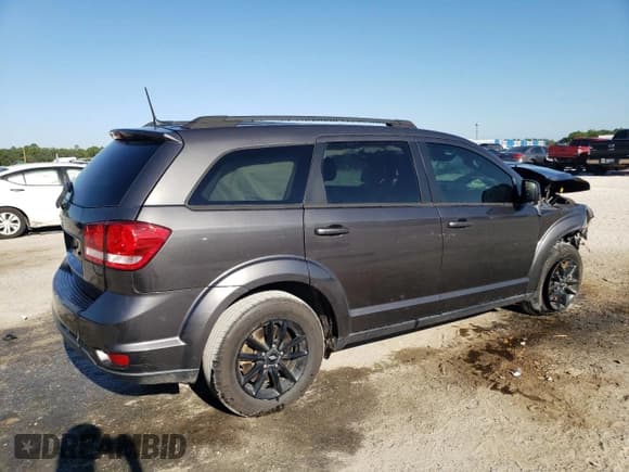 ✅ 2019 Dodge Journey SE • VIN: 3C4PDCBB8KT810467 • Lot: 68936705. Wystawiony na Copart z przebiegiem Nie podano. Bezpłatny archiwum sprzedaży aukcyjnych z USA i szczegółowy raport historii pojazdu na DreamBid. Zdjęcie 3.