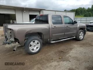 ✅ 2007 Chevrolet Silverado 1500 1LT • VIN: 2GCEC13JX71627746 • Lot: 71472864. Listed on Copart with 181,689 mi. Free auction sales archive from the USA and detailed vehicle history report at DreamBid. Image 3.