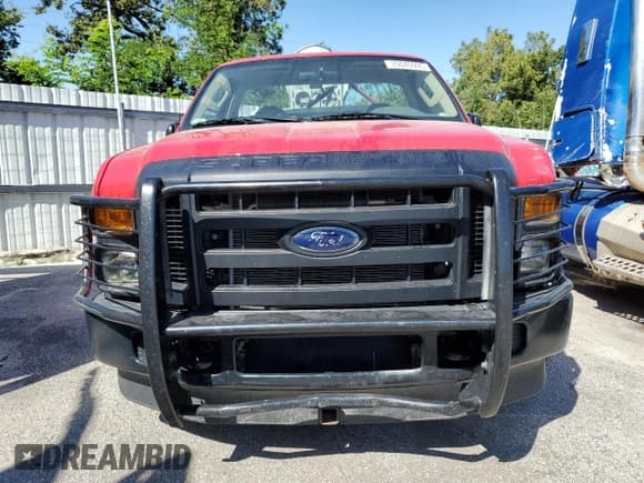 ✅ 2008 Ford F-350 XL • VIN: 1FTWF315X8ED28237 • Lot: 70040995. Listed on Copart with 23,540 mi. Free auction sales archive from the USA and detailed vehicle history report at DreamBid. Image 5.